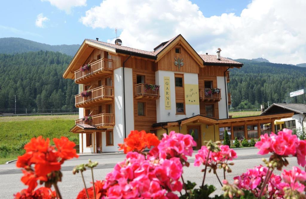 Residence Garni Il Giglio Commezzadura Exterior photo